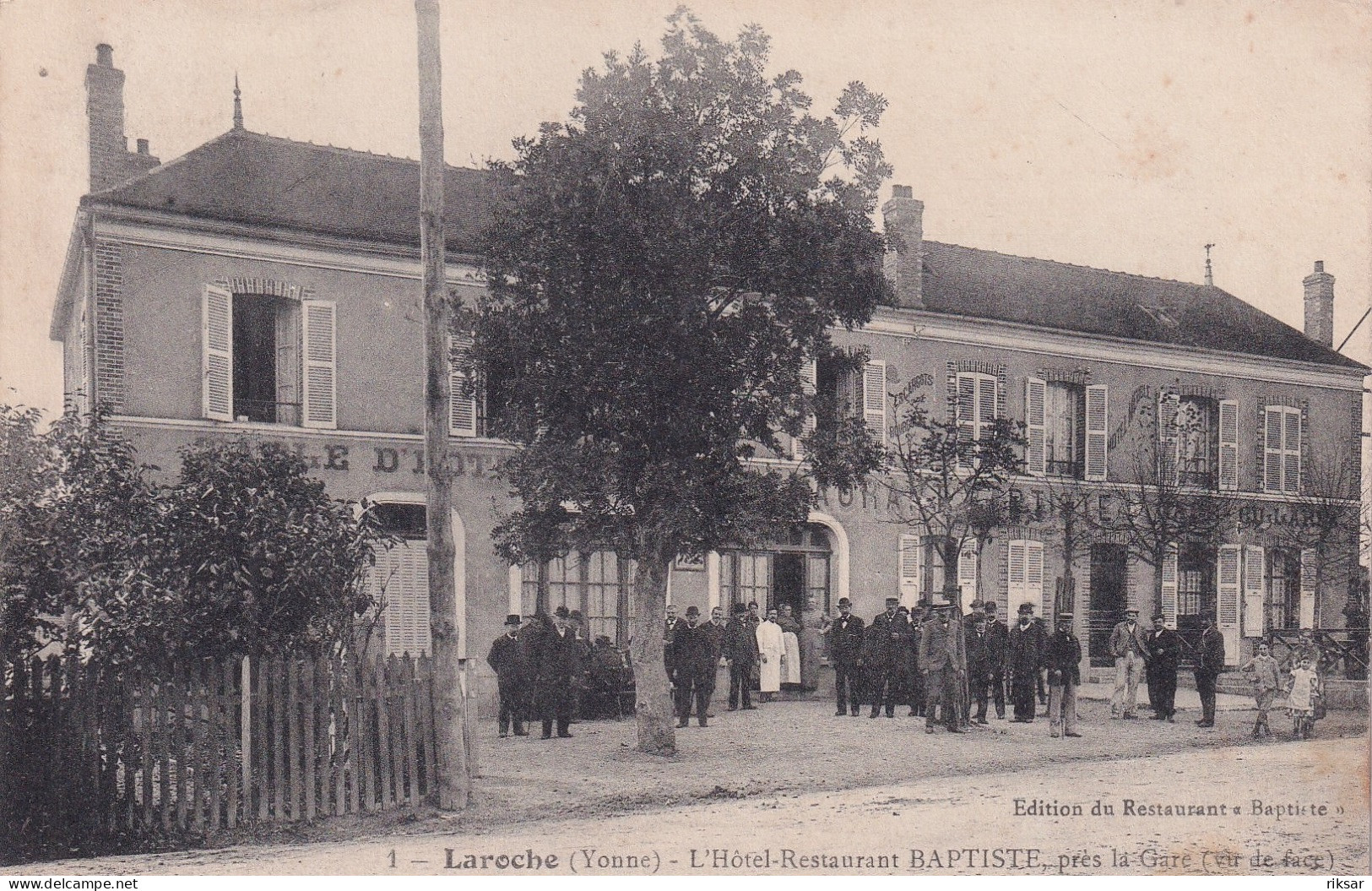 LAROCHE MIGENNES(HOTEL BAPTISTE) - Laroche Saint Cydroine