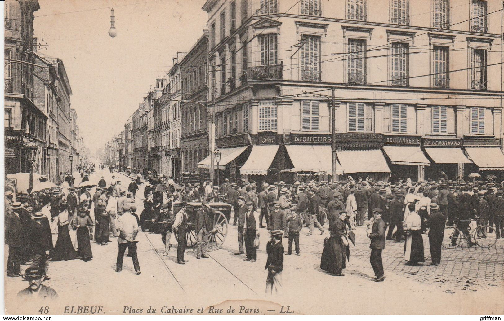 ELBEUF PLACE DU CALVAIRE ET RUE DE PARIS TBE - Elbeuf