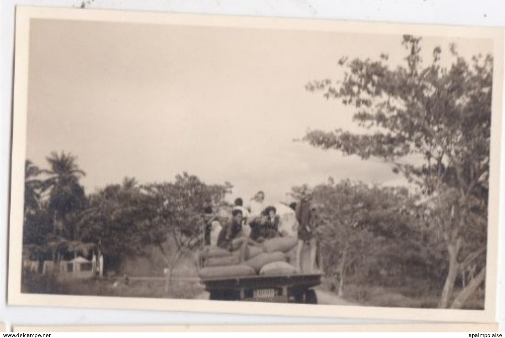 Photo De Particulier  INDOCHINE  CAMBODGE  Phnom Penh Scene De Vie  A Situer & Identifier Réf 30358 A - Azië