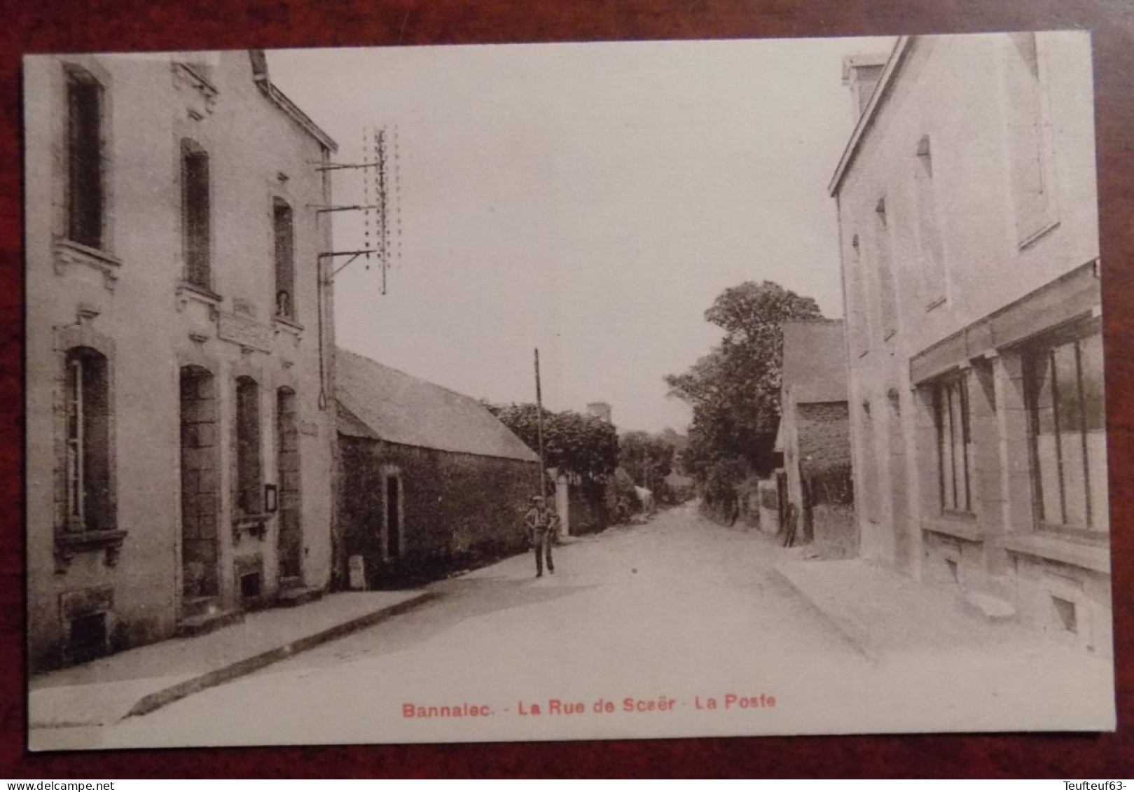 Cpa Bannalec ; La Rue De Scaër - La Poste - Bannalec