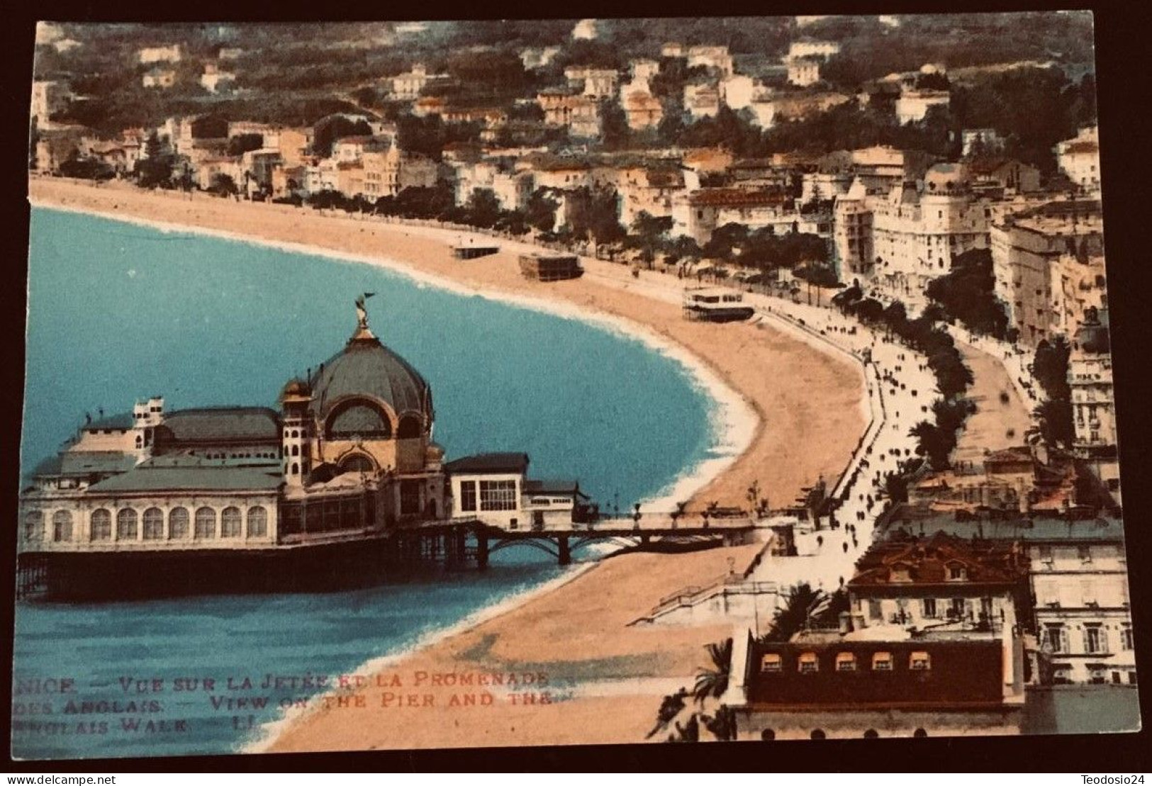 NICE - Vue Sur La Jetée- La Promenade Des Anglais - Panorama's