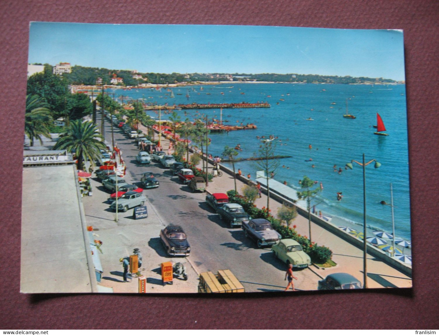 CPA CPSM PHOTO 06 ANTIBES JUAN LES PINS Les Tropiques 1960 VOITURES SIMCA ARONDE ARIANE 204 PEUGEOT Ect... - Juan-les-Pins