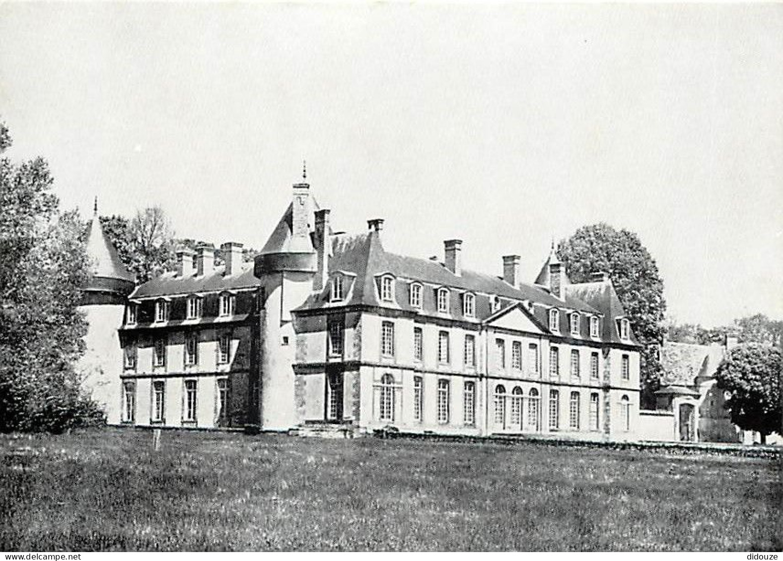 45 - Malesherbes - Le Château - CPSM Grand Format - Carte Neuve - Voir Scans Recto-Verso - Malesherbes