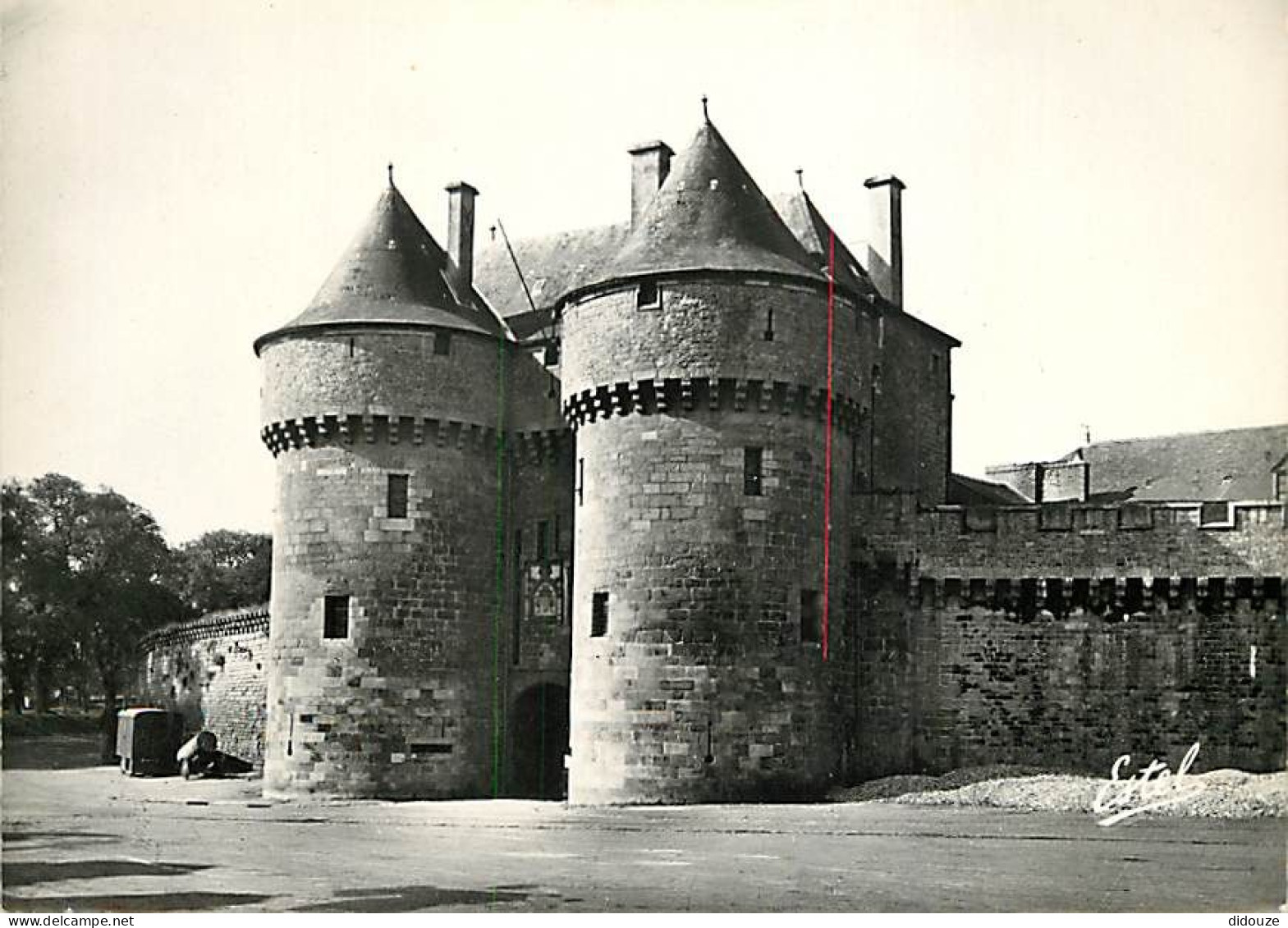 44 - Guérande - La Porte Saint-Michel - Mention Photographie Véritable - CPSM Grand Format - Voir Scans Recto-Verso - Guérande