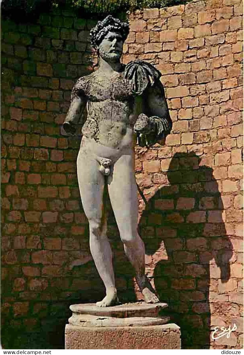 Art - Antiquités - Vaison La Romaine - Portique De Pompée - L'Empereur Hadrien - CPM - Voir Scans Recto-Verso - Antike