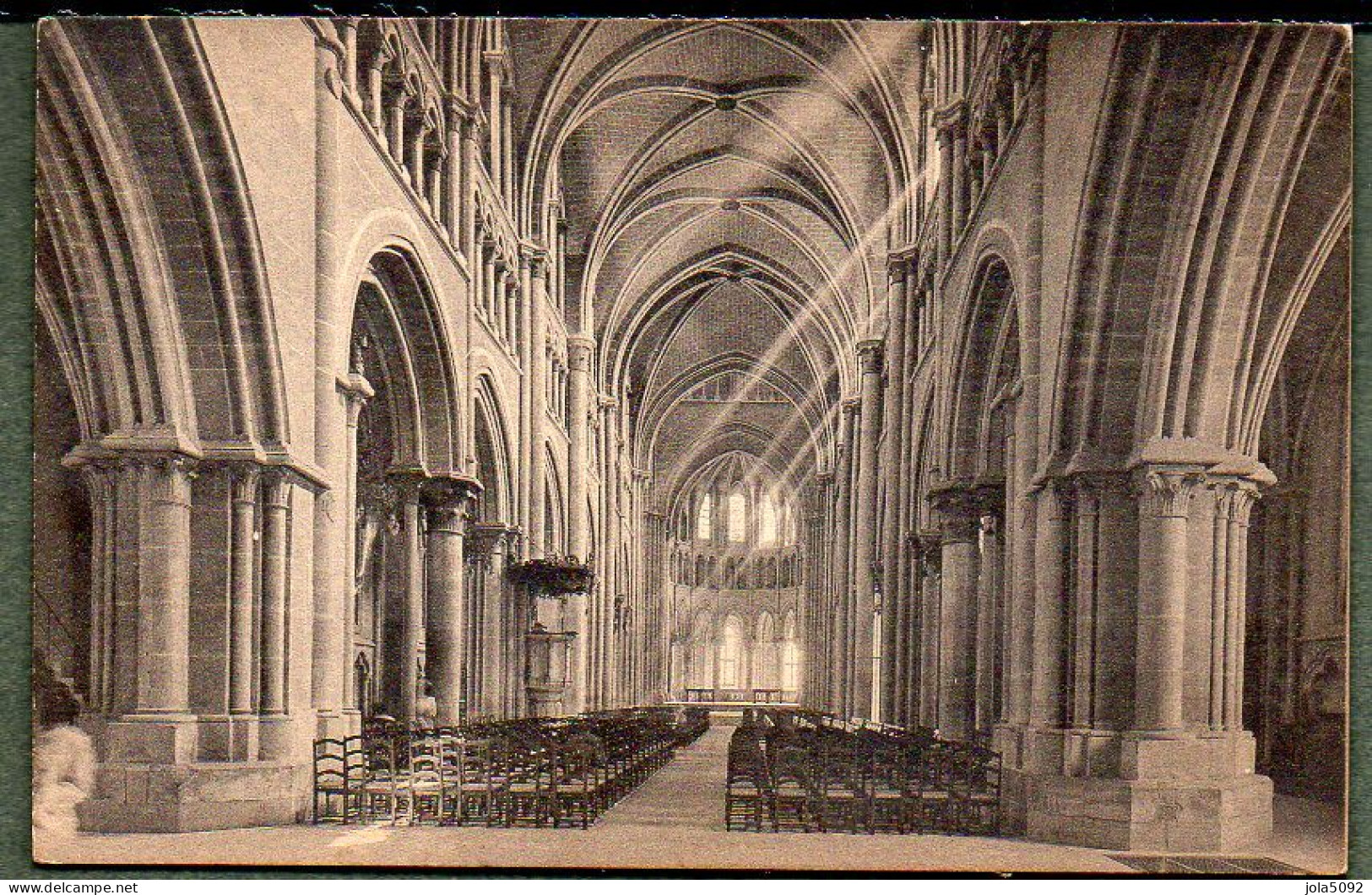 SUISSE - Cathédrale De LAUSANNE - Intérieur Vu De L'entrée Principale - Lausanne