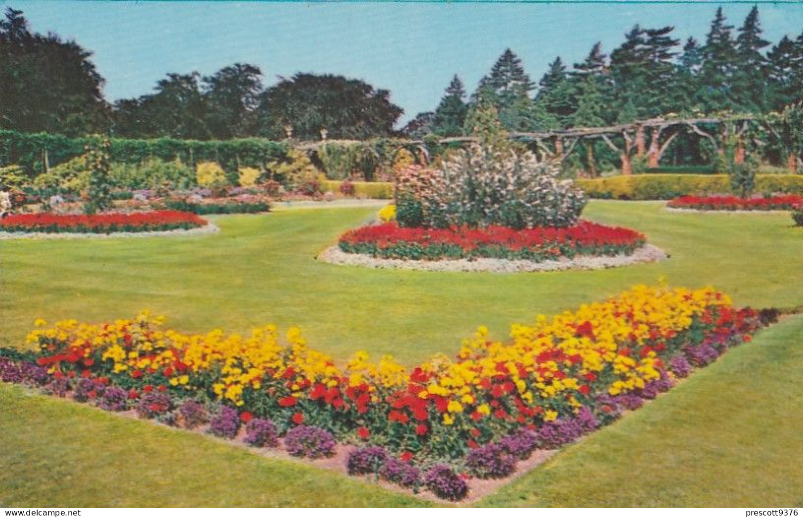 The Gardens, Sandringham - Norfolk - Unused  Postcard - National Series -N1 - Norwich
