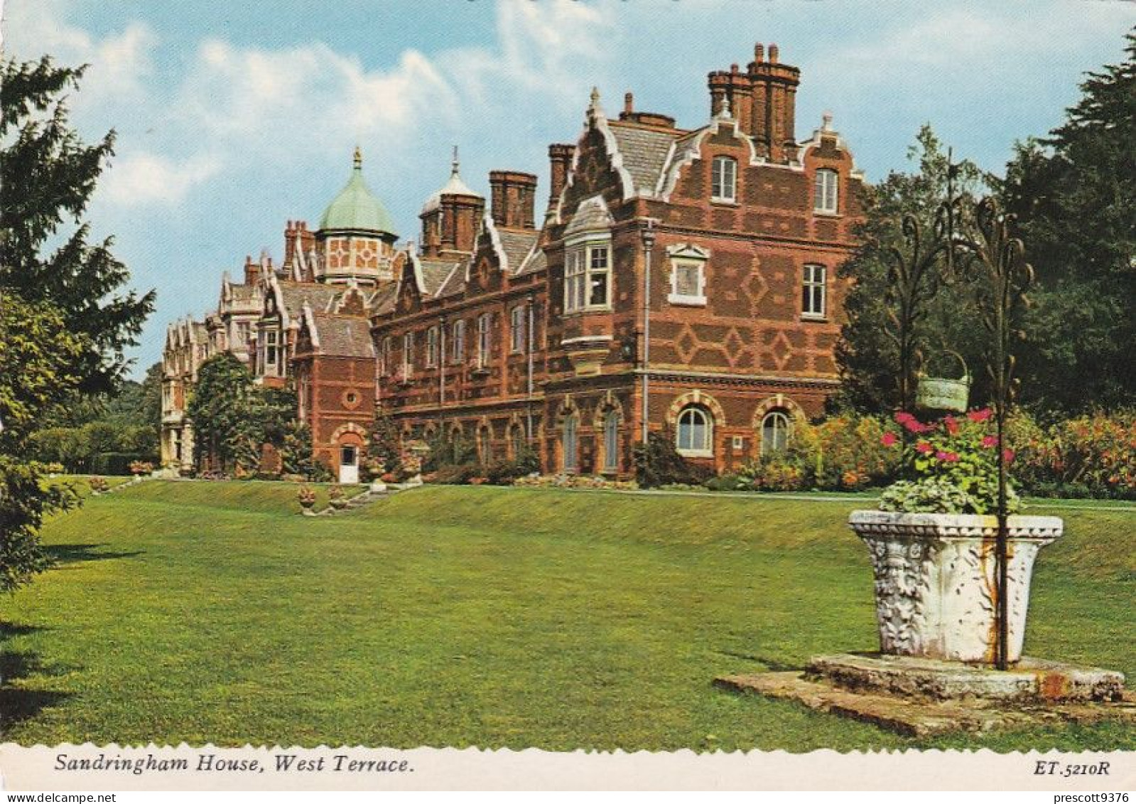 West Terrace, Sandringham House - Norfolk - Unused  Postcard - National Series -N1 - Norwich