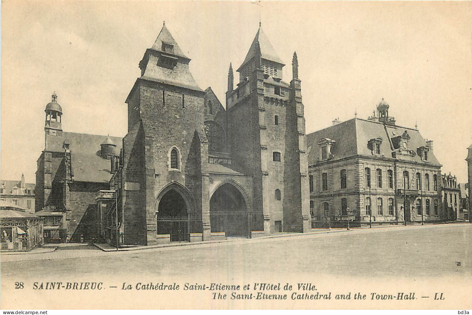 22 - SAINT BRIEUC  - LA CATHEDRALE SAINT ETIENNE - Saint-Brieuc