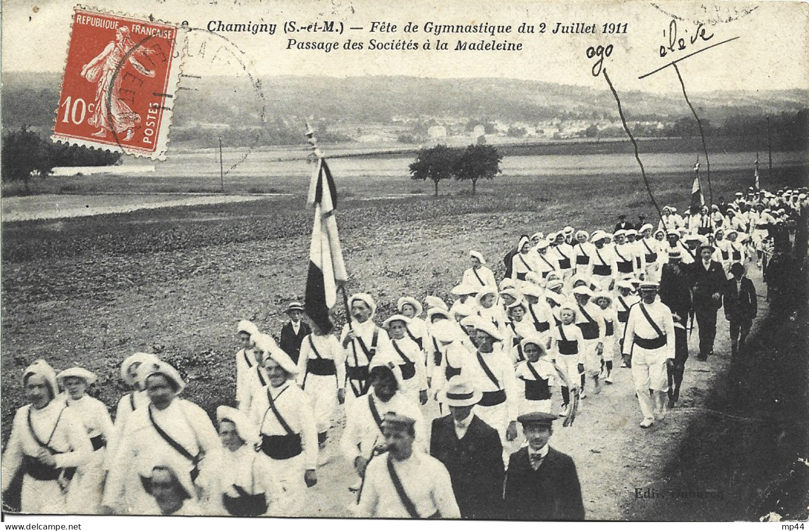 13  ---  94  CHAMPIGNY  Fête De Gymnastique Du 2 Juillet 1911 - Passage Des Sociétés à La Madeleine - Champigny Sur Marne