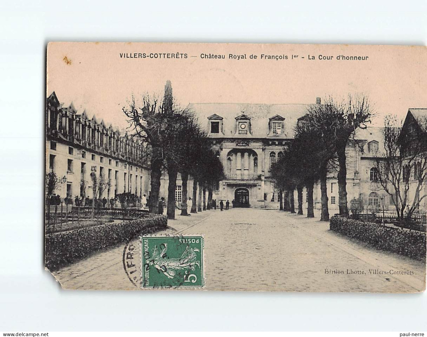 VILLERS COTTERETS : Château Royal De François 1er, La Cour D'honneur - état - Villers Cotterets