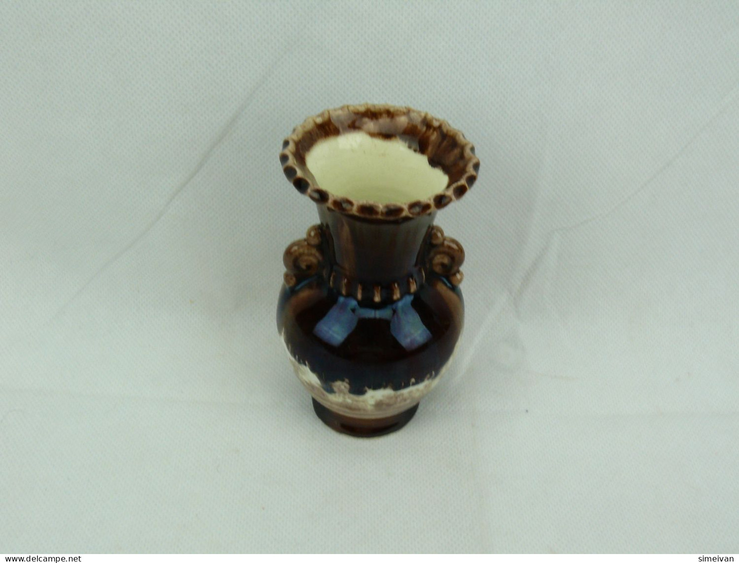 Beautiful Vintage Small Vase #2340 - Jarrones