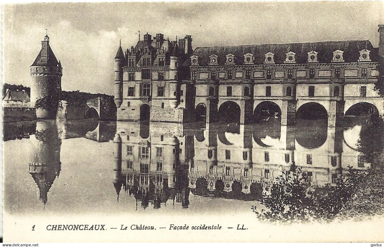 *CPA  - 37 - CHENONCEAUX - Le Chateau - Façade Occidentale - Chenonceaux