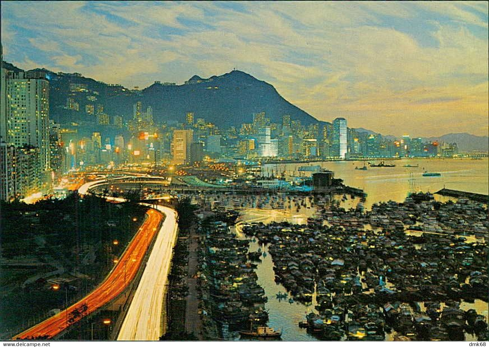 CHINA -  HONG KONG - 28 VINTAGE H.K. POSTCARDS + FOLDER - PUB. BY NATIONAL CO. 1970s (18372)