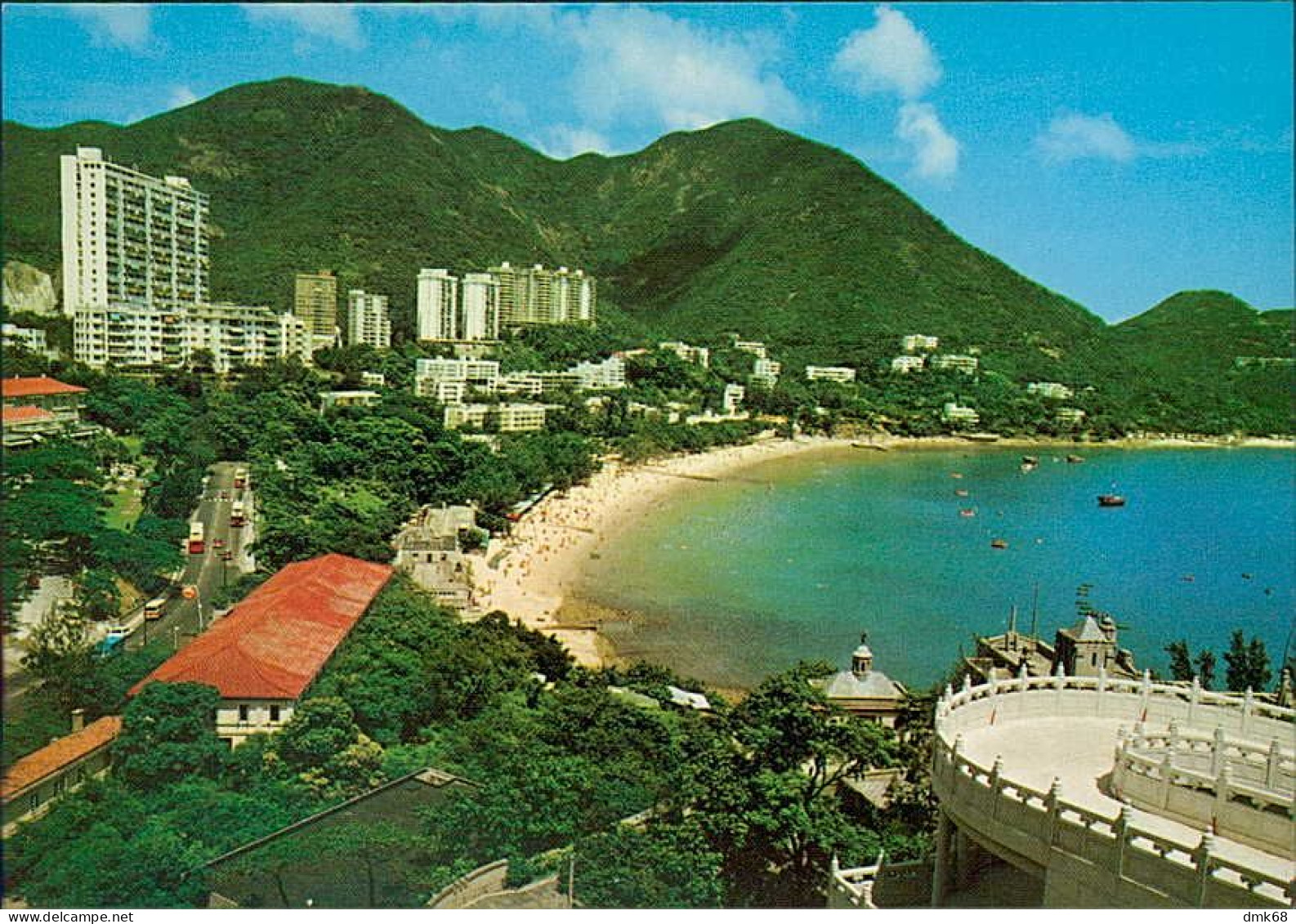 CHINA -  HONG KONG - 28 VINTAGE H.K. POSTCARDS + FOLDER - PUB. BY NATIONAL CO. 1970s (18372)