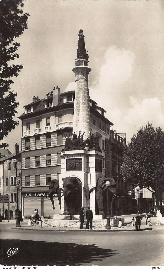 *CPA -73 - CHAMBERY - La Fontaine Des éléphants - Chambery