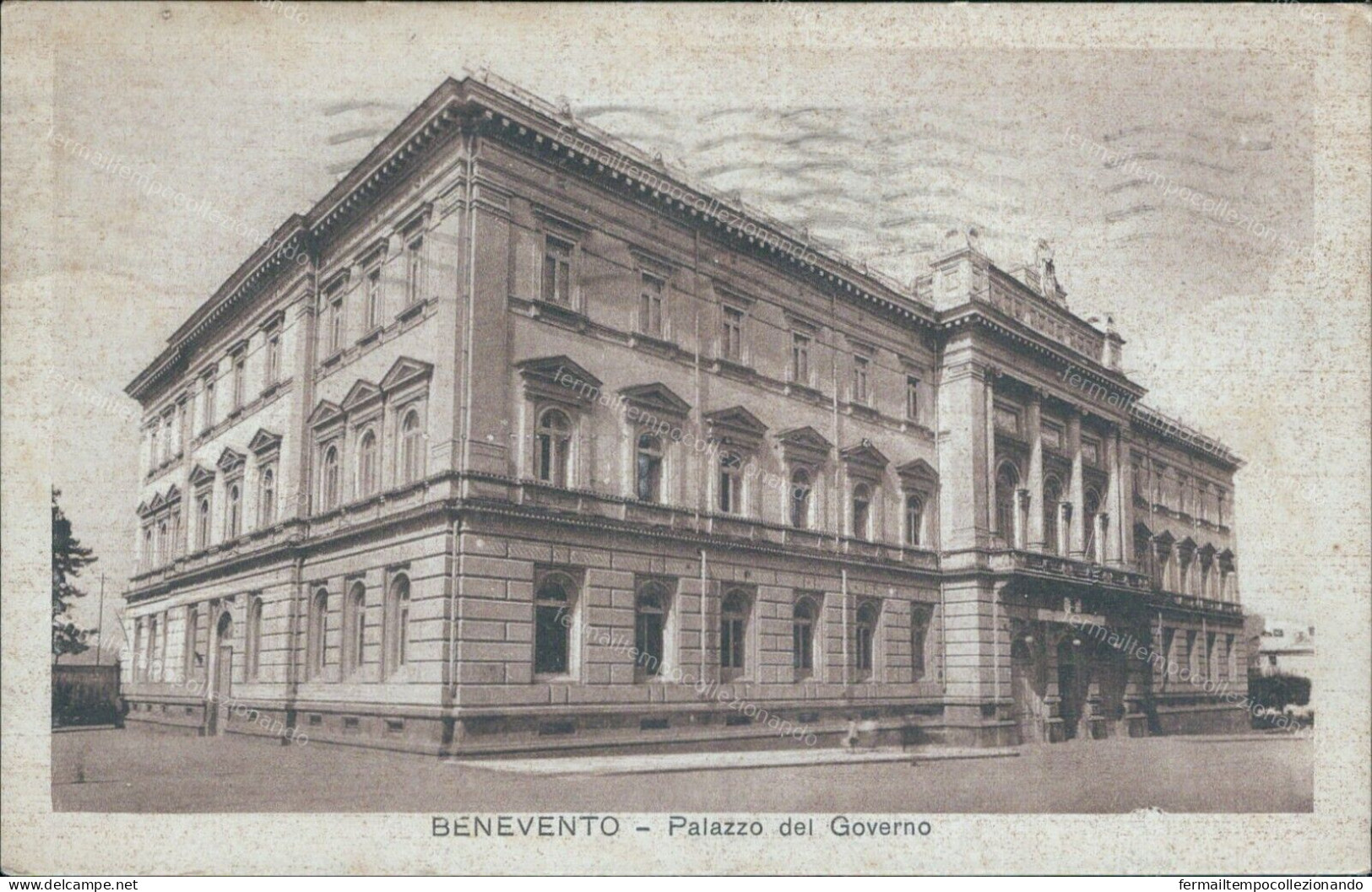Cs64 Cartolina Benevento Citta' Palazzo Del Governo 1932 - Napoli (Naples)