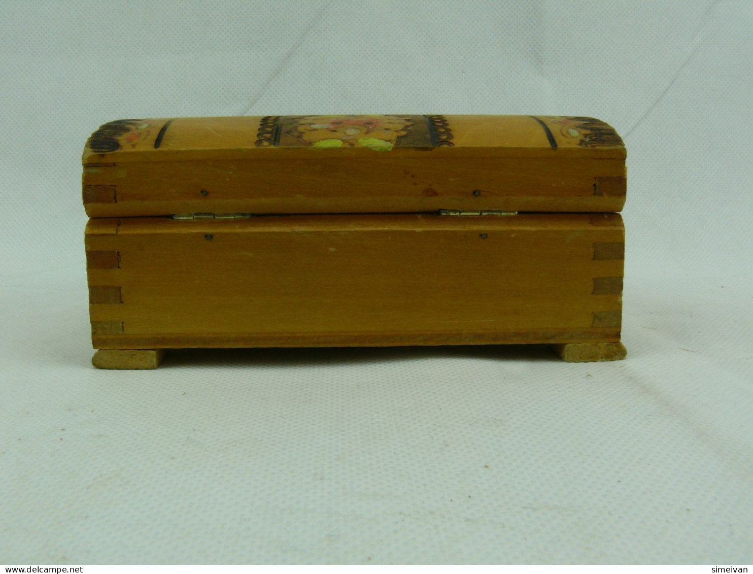 Beautiful Vintage Wooden Trinket Box #2355 - Koffer