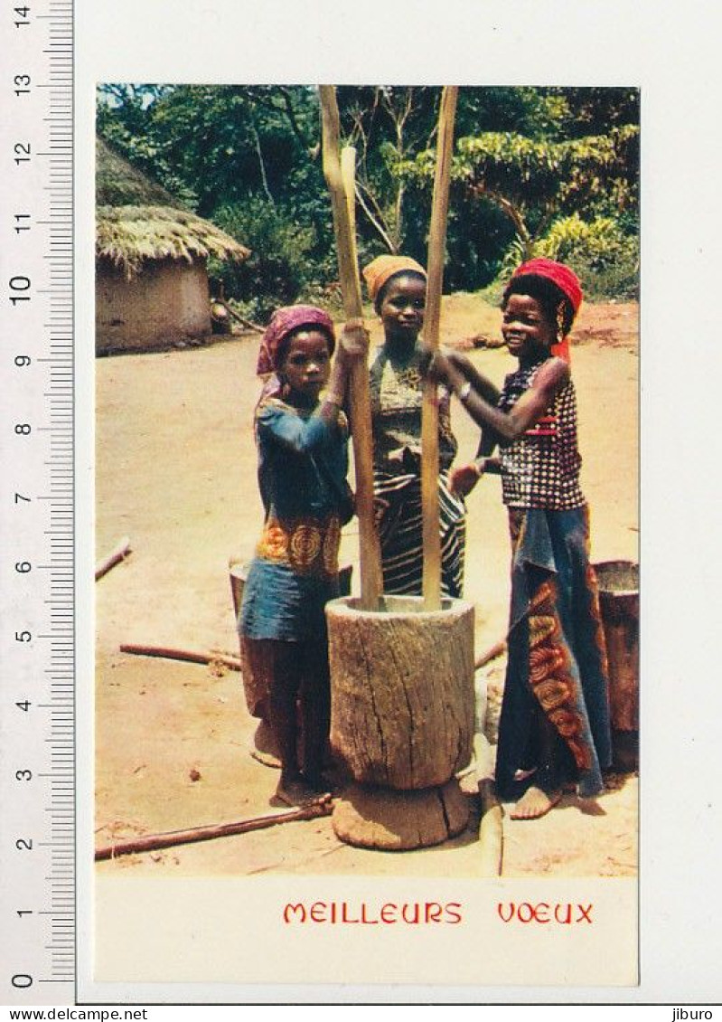 (bon état) Carte Meilleurs Voeux 13 X 8 Cm Afrique Pilage Du Mil ?? Enfants Costume (carte Postale Iris N° 72) - Unclassified