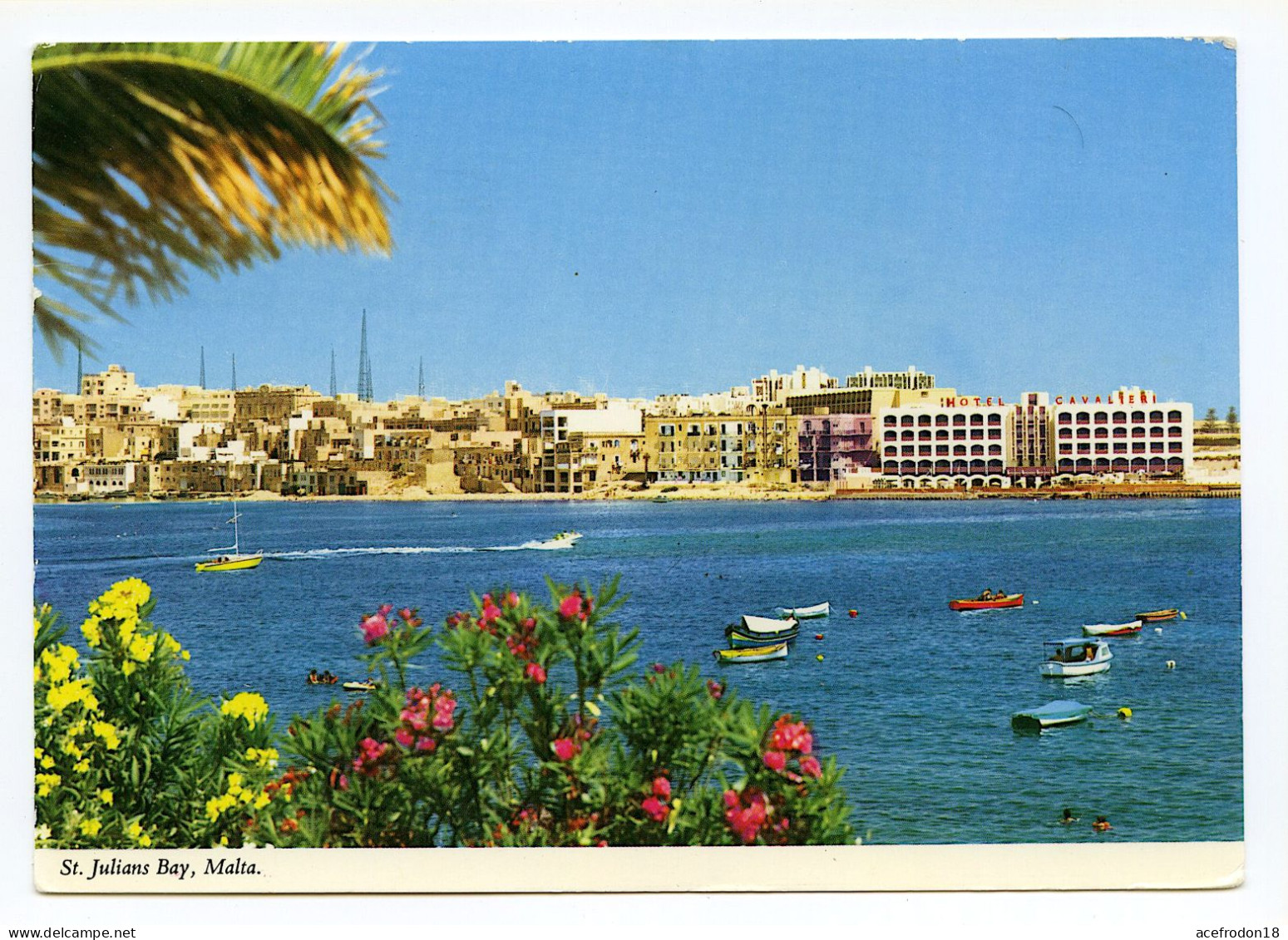 MALTA - St. Julians Bay - Malte
