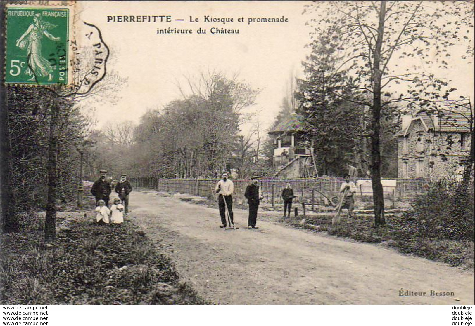 D93  PIERREFITTE  Le Kiosque Et Promenade Intérieure Du Château - Pierrefitte Sur Seine