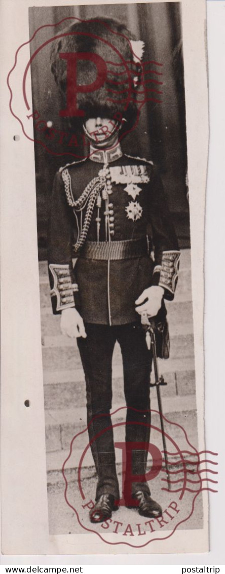 EDOUARD VIII ROI ANGLETERRE APRES MORT GEORGE V UNIFORME GARDE PRINCE OF WALES 18X7CM BRITISH ROYAL FAMILY - Célébrités