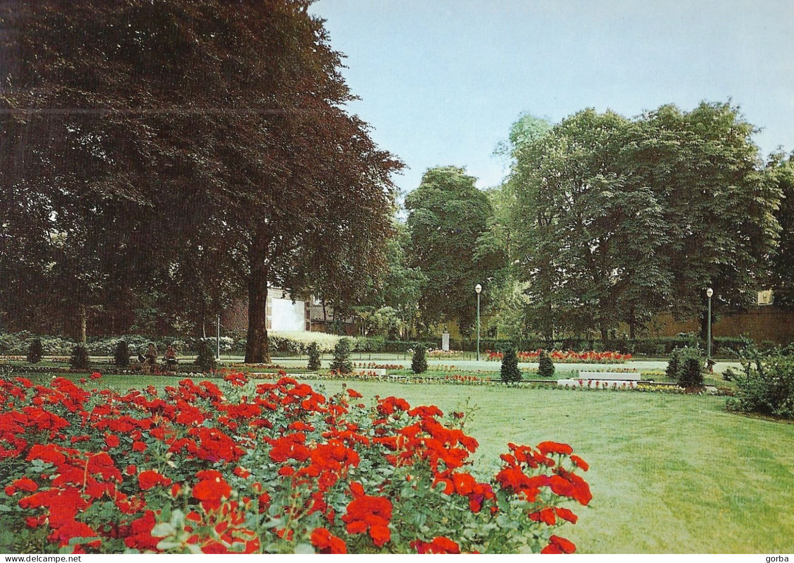 *CPM - 59 - SAINT AMAND LES EAUX - Le Jardin Public - Saint Amand Les Eaux