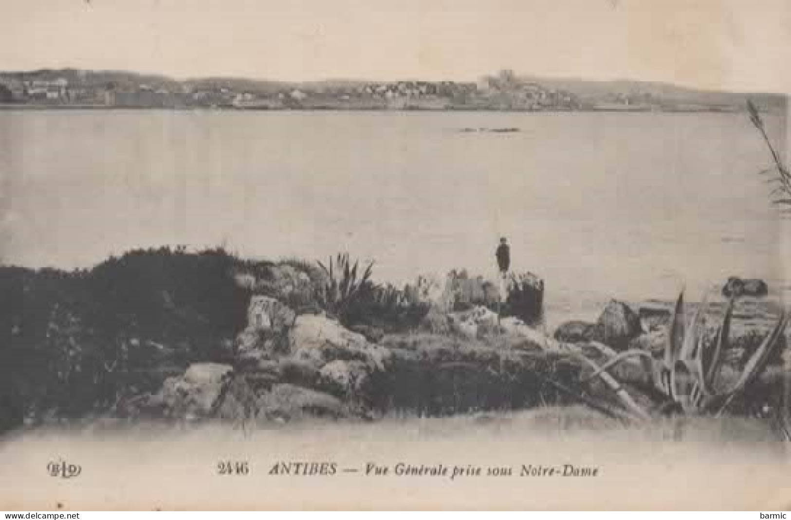 ANTIBES, VUE GENERALE PRISE SOUS NOTRE DAME, PECHEUR  REF 16107 - Other & Unclassified