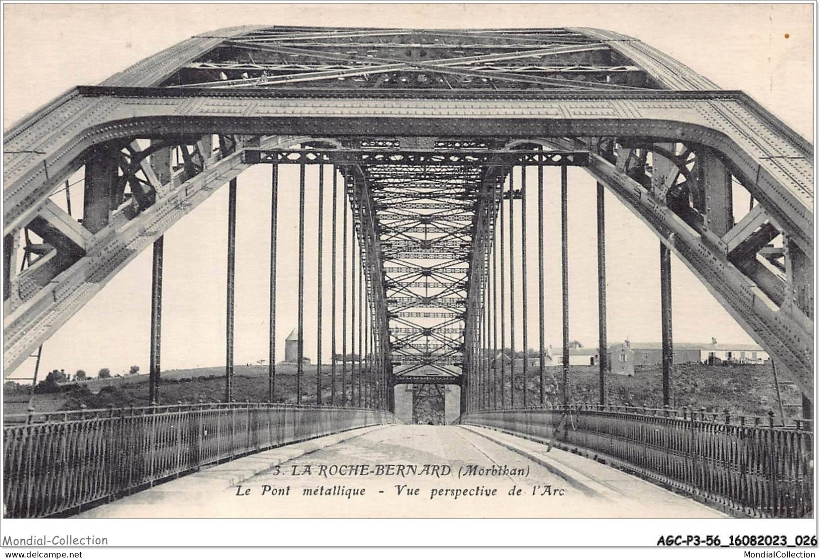 AGCP3-56-0200 - LA ROCHE BERNARD - Le Pont Matallique - Vue Perspective De L'Arc - La Roche-Bernard