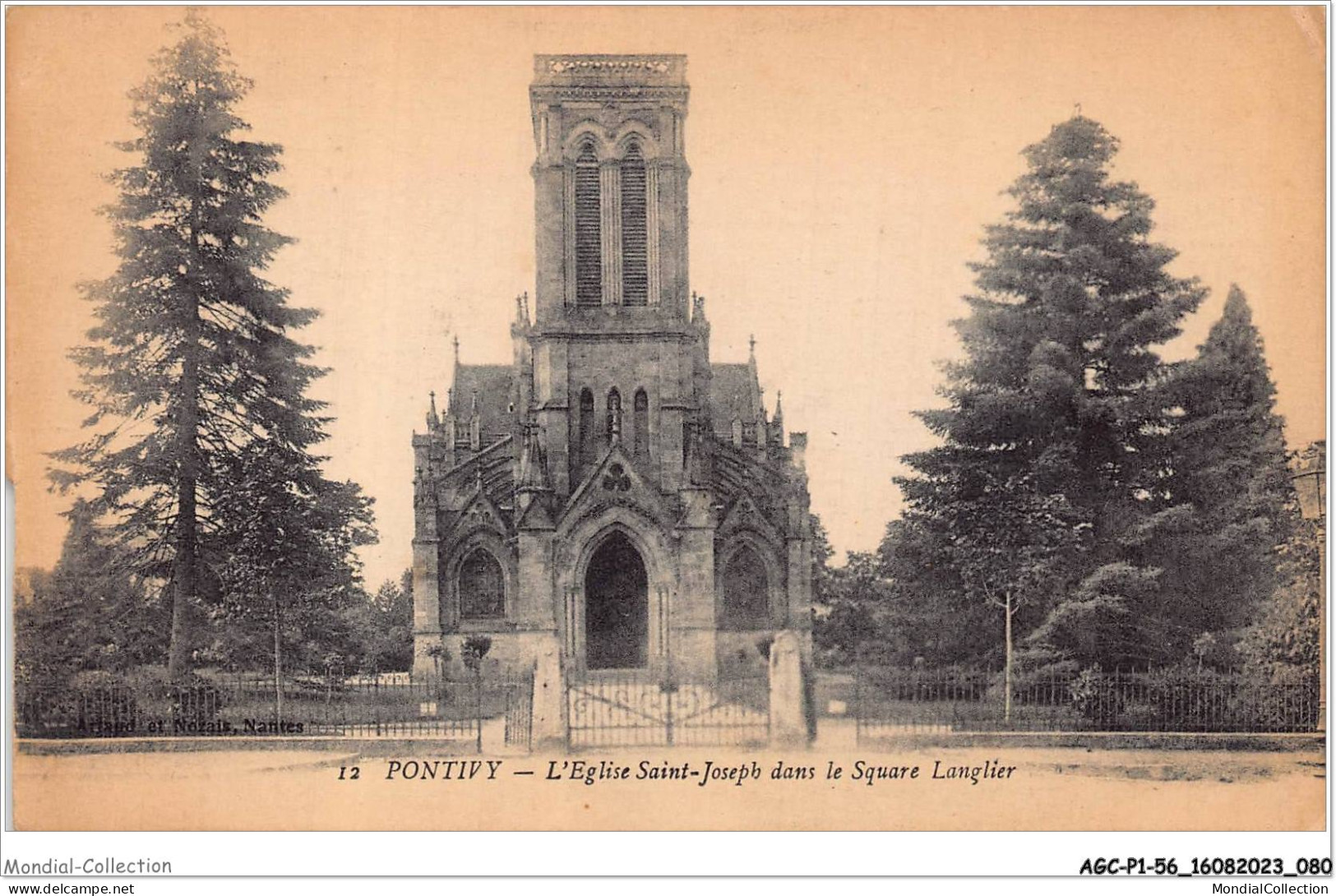 AGCP1-56-0041 - PONTIVY - L'eglise Saint-Joseph Dans Le Square Langlier - Pontivy