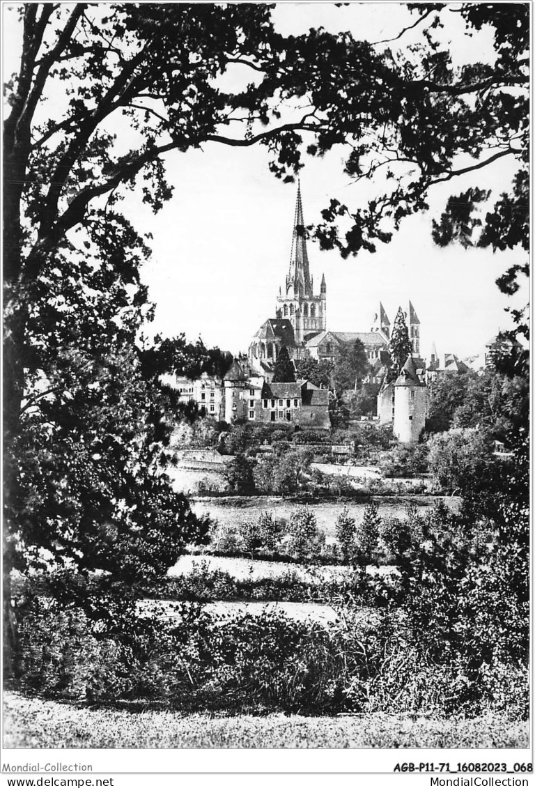 AGBP11-71-1079 - AUTUN - Vue Sur La Cathédrale  - Autun