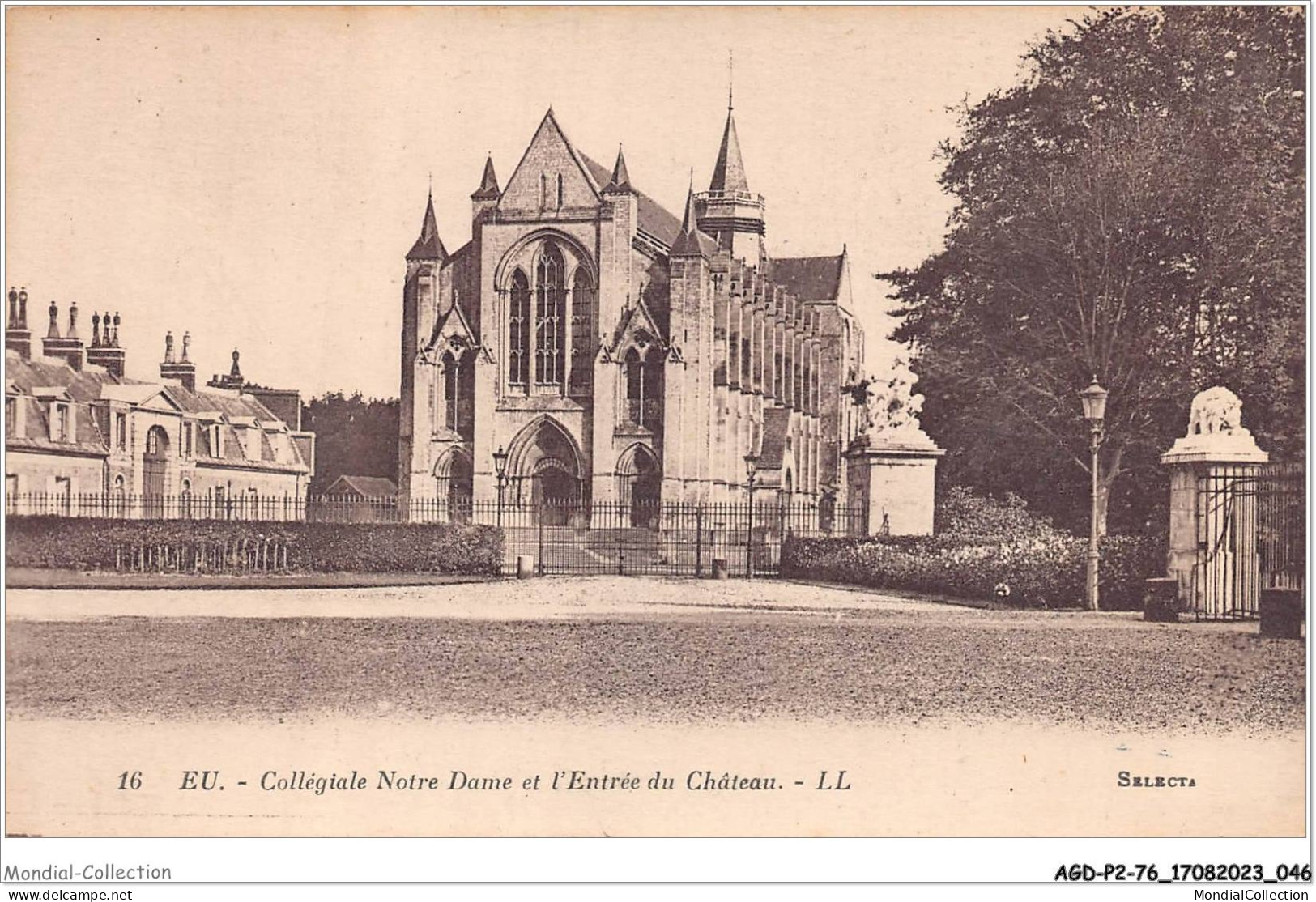 AGDP2-76-0114 - EU - Collégiale Notre Dame Et L'entrée Du Château  - Eu