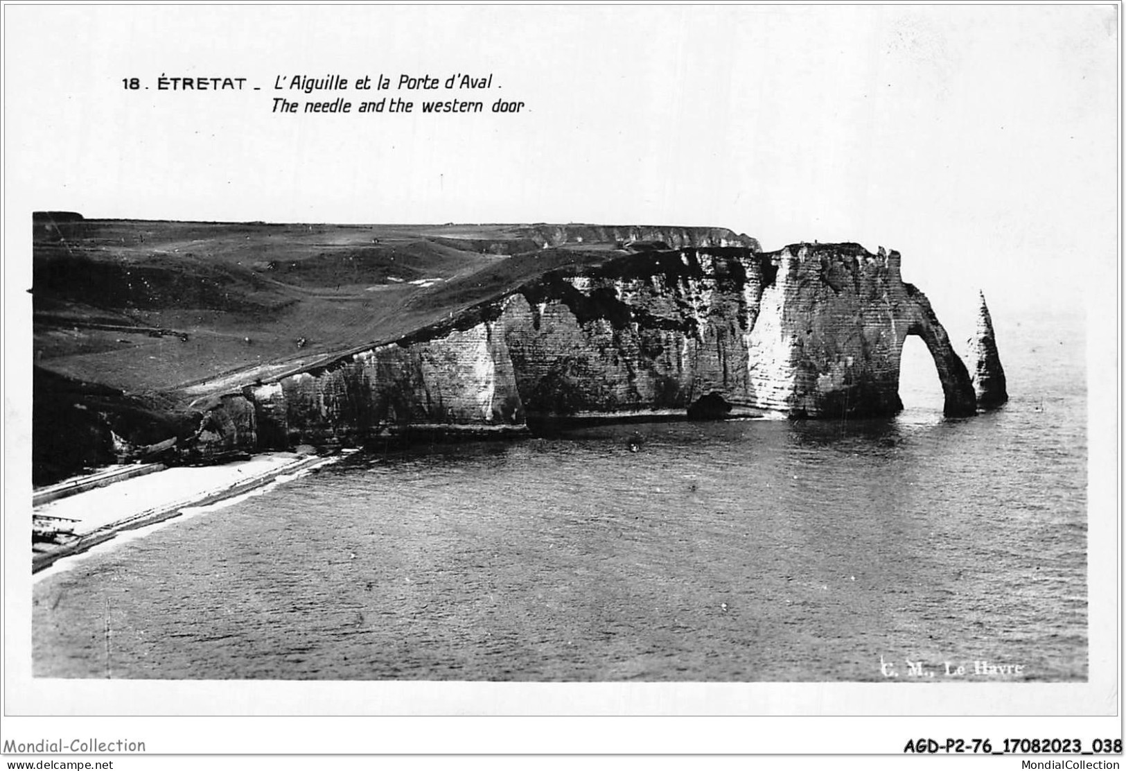 AGDP2-76-0110 - ETRETAT - L'aiguille Et La Porte D'aval  - Etretat