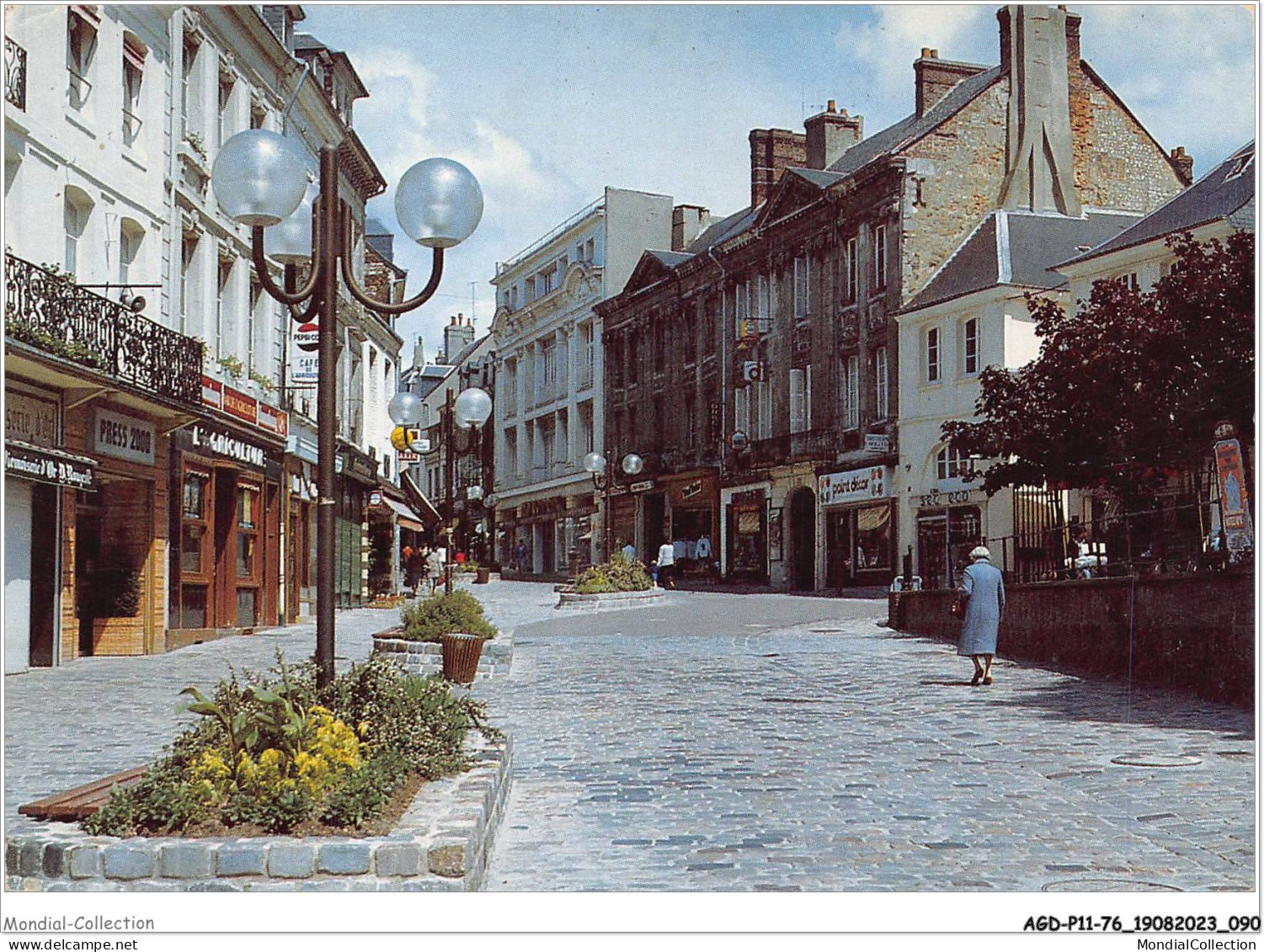 AGDP11-76-0828 - BOLBEC - Rue Piètonne  - Bolbec