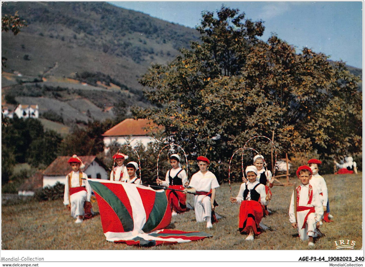 AGEP3-64-0313 - Folklore Basque - Danse Du Drapeau - Groupe Folklorique De - Mme Servant - ISPOURE - Bayonne