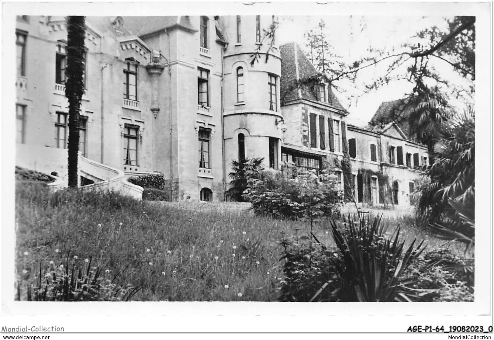 AGEP1-64-0001 - SALIES-DE-BEARN - Le Château - Salies De Bearn