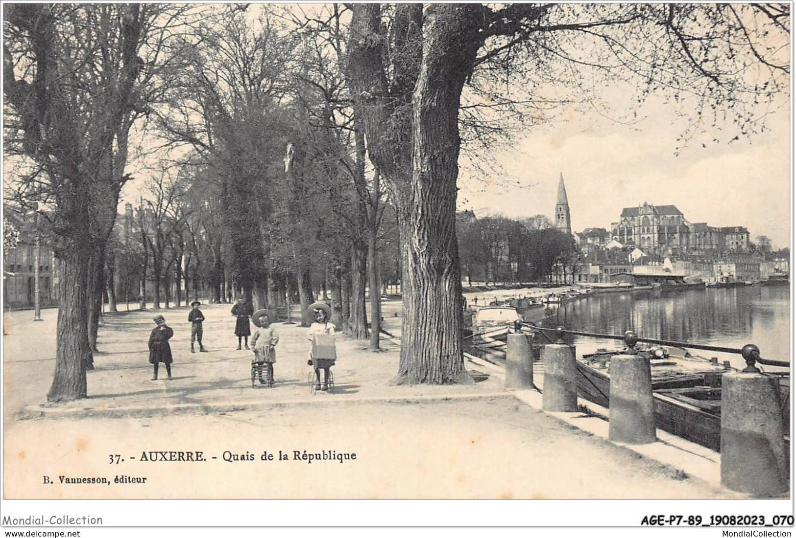 AGEP7-89-0616 - AUXERRE - Quais De La République - Auxerre