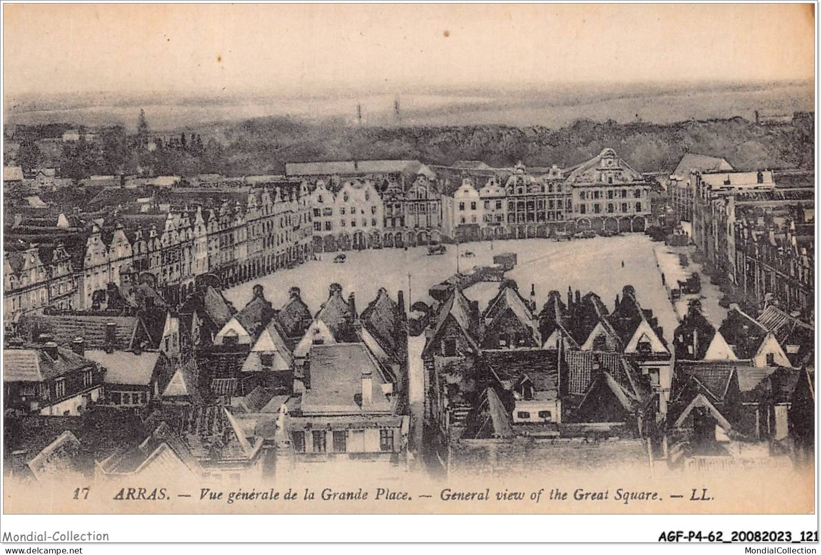 AGFP4-62-0354 - ARRAS - Vue Générale De La Grande Place  - Arras