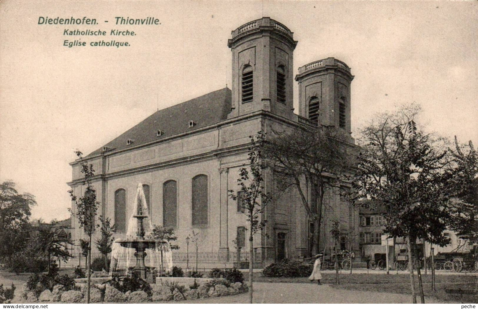 N°2131 W -cpa Thionville -église Catholique- - Thionville