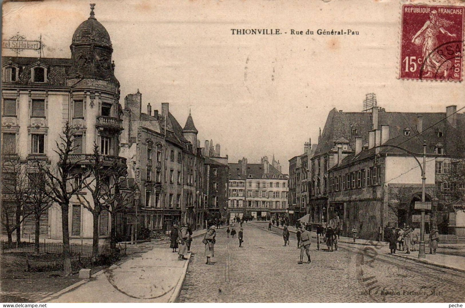 N°2132 W -cpa Thionville -rue Du Général Pau- - Thionville