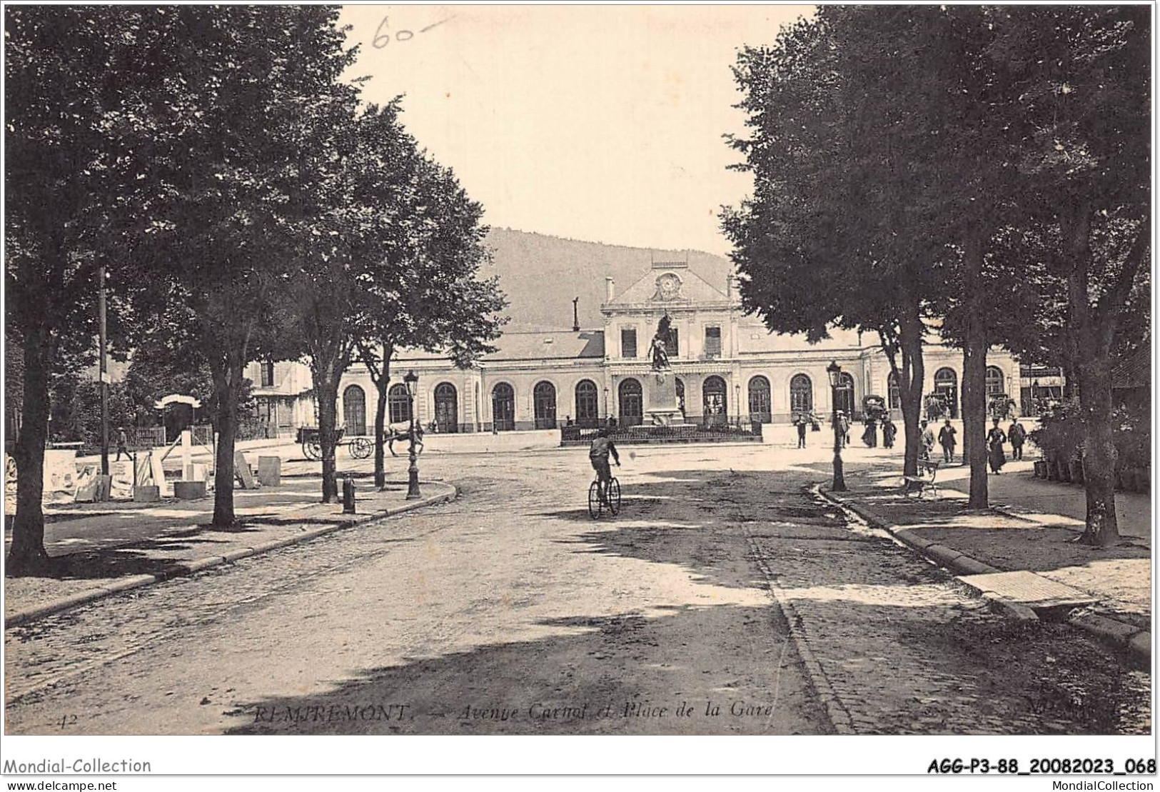 AGGP3-88-0201 - REMIREMONT - Avennue Et Place De La Gare - Remiremont