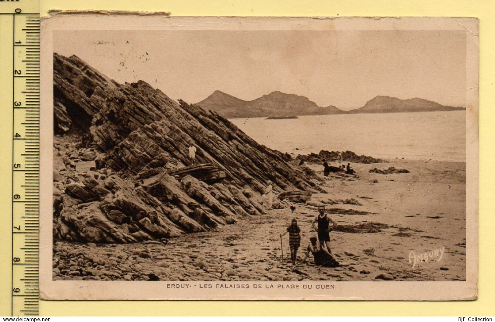 22. ERQUY – Les Falaises De La Plage Du Guen (animée) (voir Scan Recto/verso) - Erquy