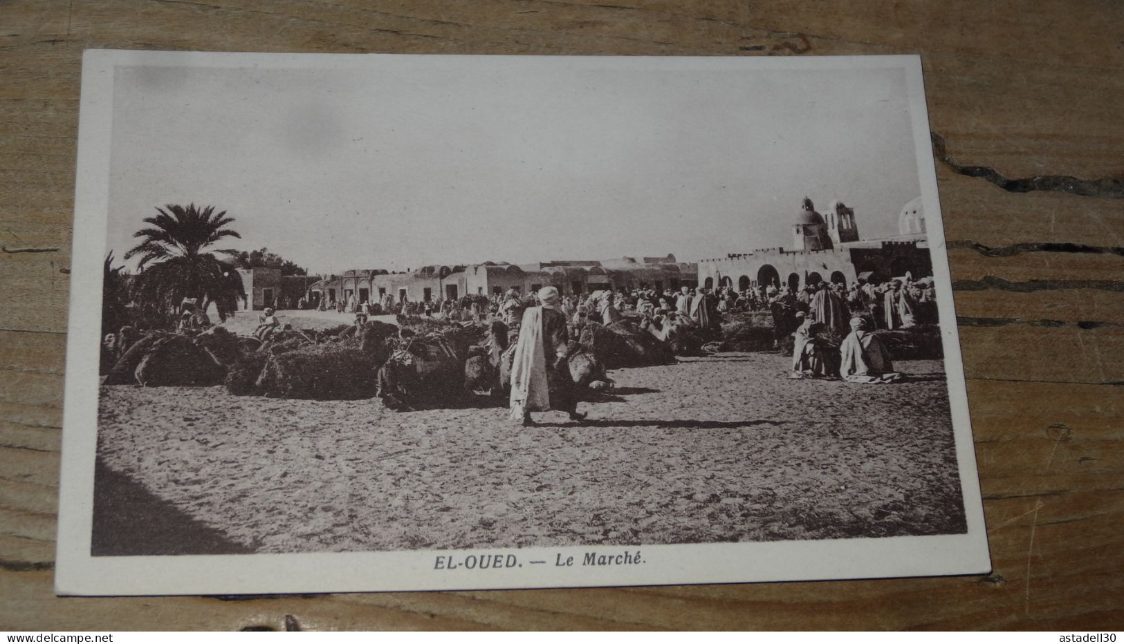 EL OUED, Le Marché ............... BE2-18863 - El-Oued