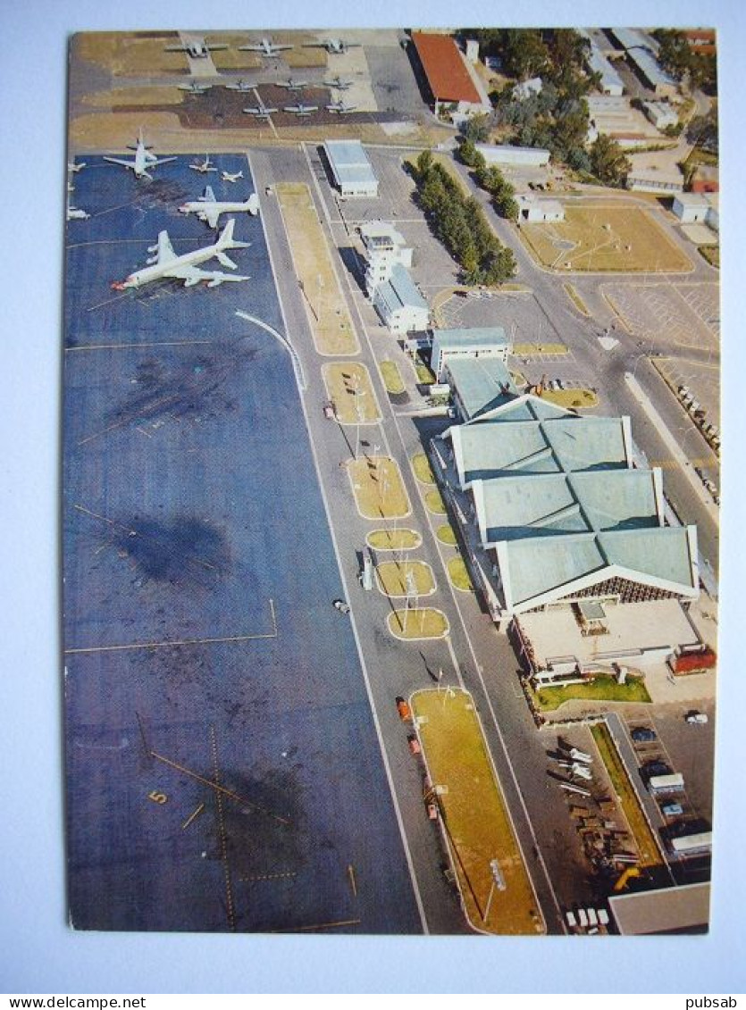 Avion / Airplane / Tananarive Airport, Madagascar / Aéroport / Flughafen / Aeroporto - Aérodromes