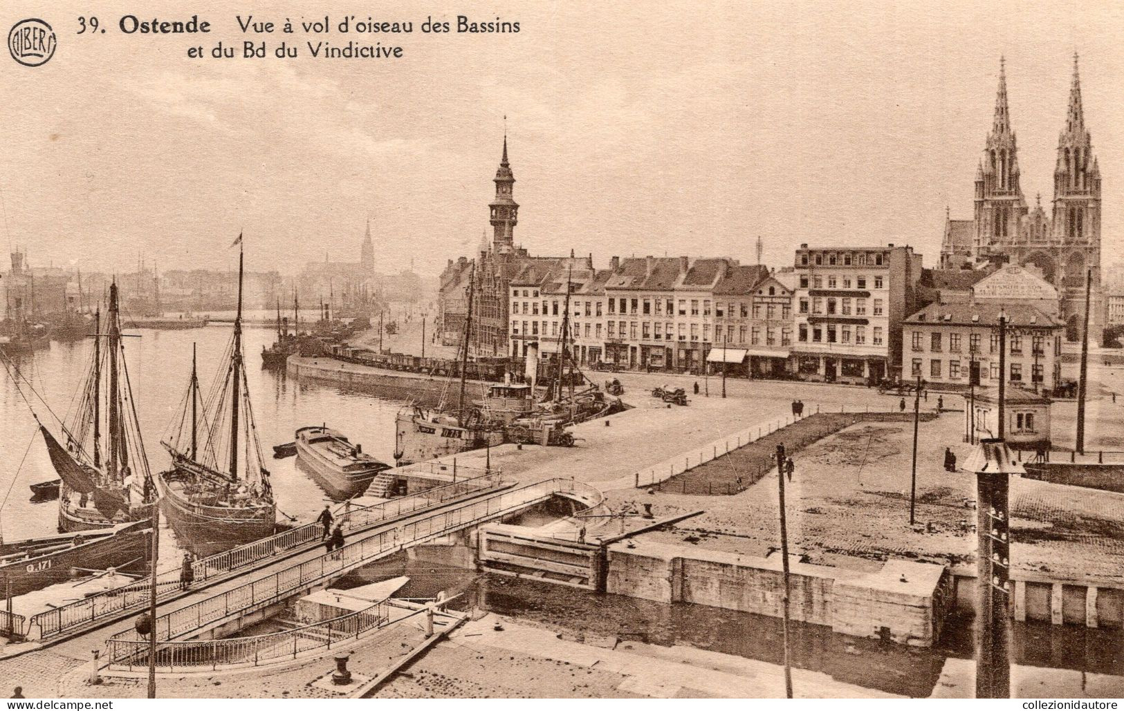 OSTENDE - VUE À VOL D'OISEAU DES BASSINS ET DU BD DU VINDICTIVE - CARTOLINA FP NON UTILIZZATA - Oostende