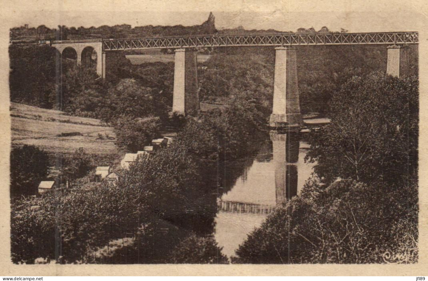 France > [79] Deux-Sèvres > Thouars - Viaduc  Du Chemin De Fer Construit Par Eiffel - 7932 - Thouars