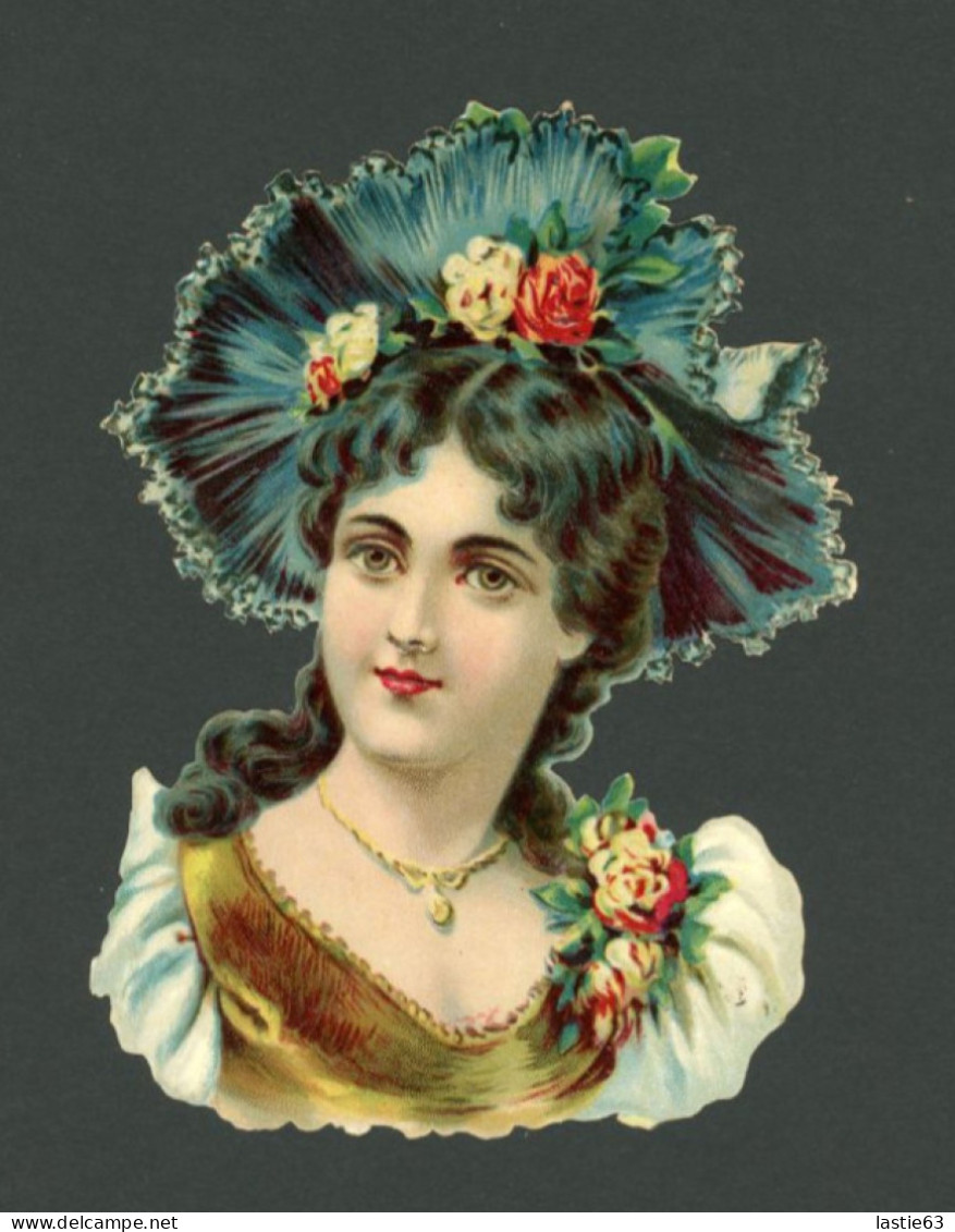 Chromo Découpi  Gaufré  Buste De Femme Avec Grand Chapeau Rosess  17,5 X 12  Cm - Sonstige & Ohne Zuordnung