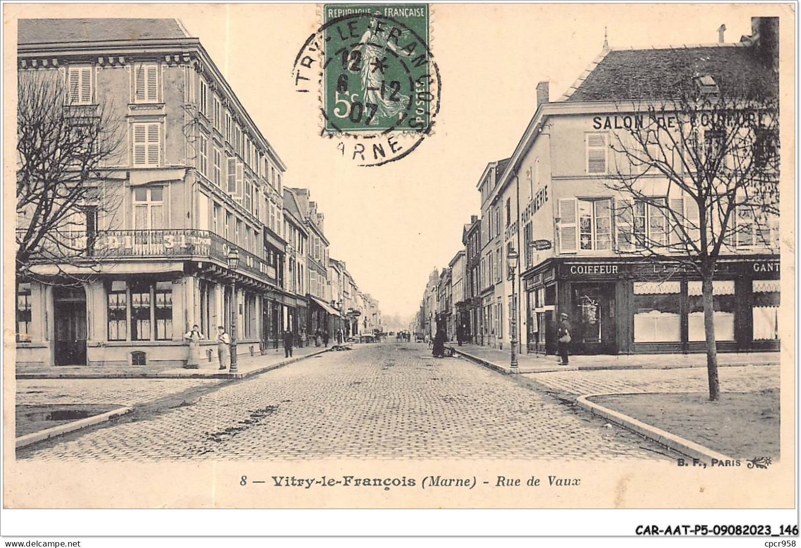 CAR-AATP5-51-0478 - VITRY-LE-FRANCOIS - Rue De Vaux - Vitry-le-François