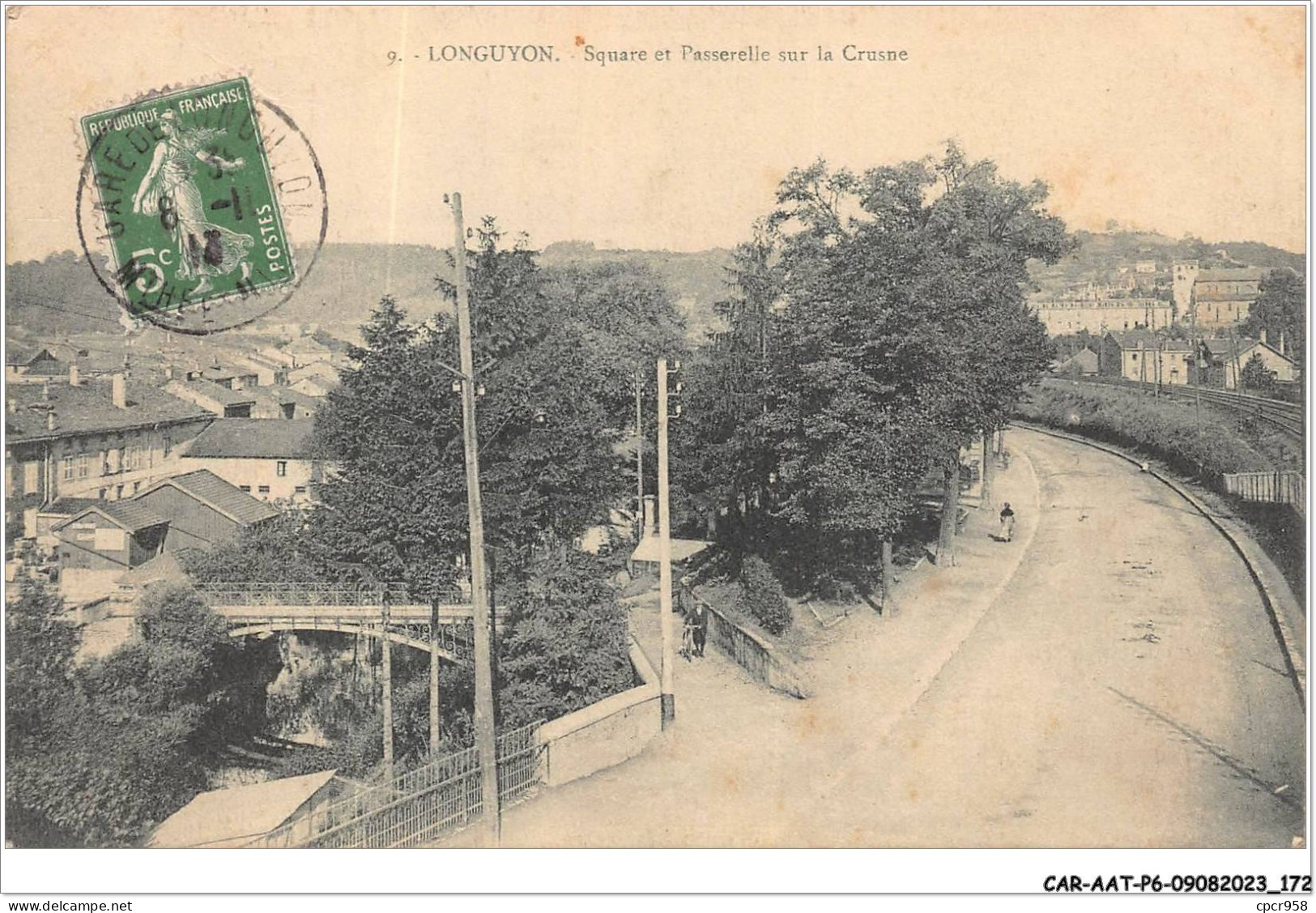 CAR-AATP6-54-0575 - LONGUYON - Square Et Passerelle Sur La Crusne - Longuyon