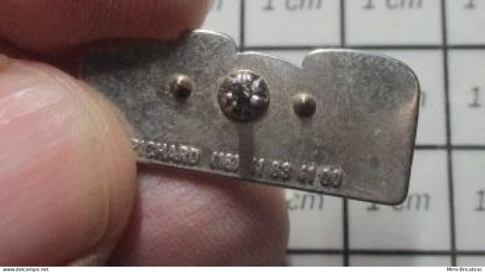 1216c Pin's Pins / Beau Et Rare / MARQUES / SEITA DISTRIBUTION Par PICHARD - Trademarks